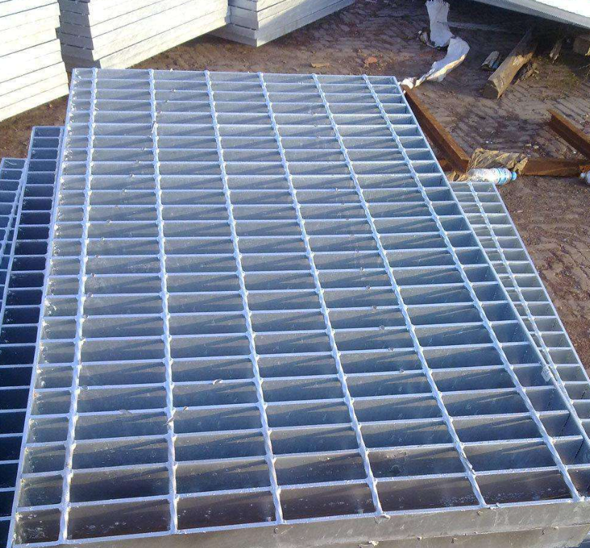 冷鍍鋅鋼格柵G255/40/50S，檢修平臺2米×2米